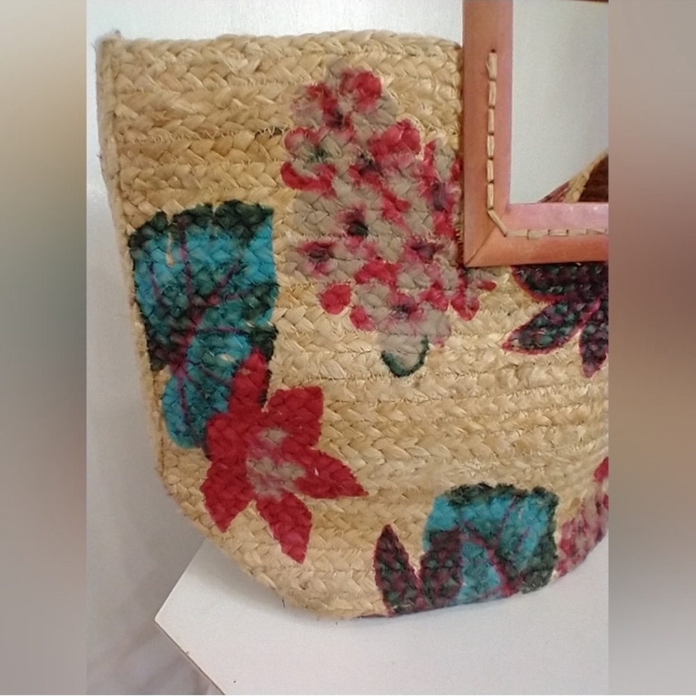 Antik Kraft Straw Tote with Turquoise, Red, Pink Floral Accents - Picture 2 of 6